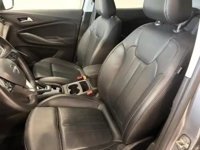 Opel Grandland 1.6 turbo 225ch hybride ultimate — photo 4