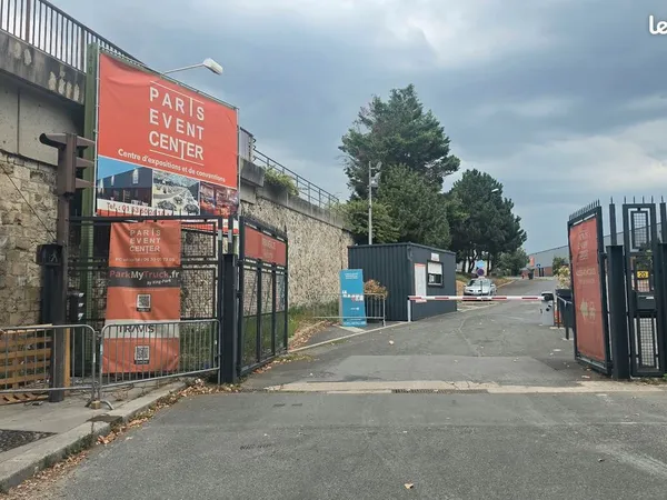 Parking sécurisé utilitaires / foodtrucks gardienné 24h/24