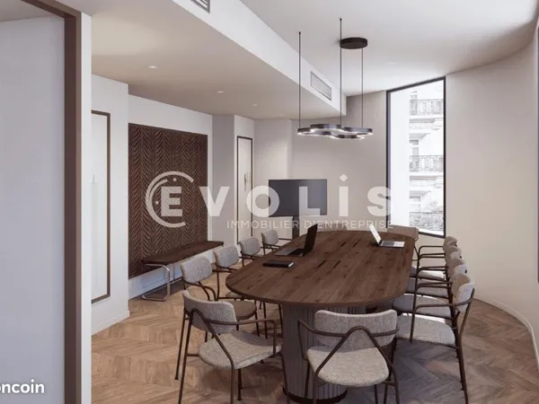 Bureaux 180 m²