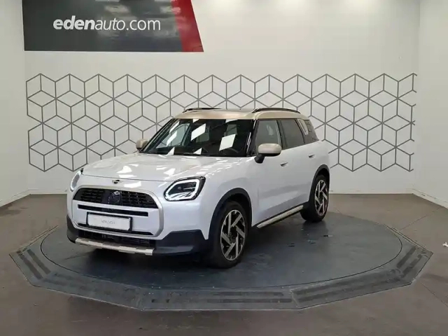 Mini Countryman 170 ch dkg7 c — photo 1