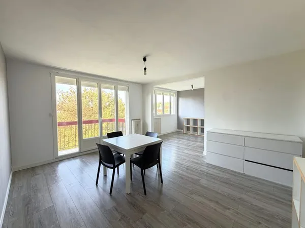 A louer, Appartement meublé 2 chambres Margny les Compiègne