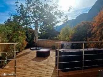 Appartement - Maison / Coeur de Village Crolles