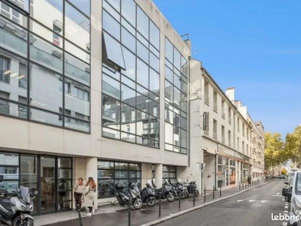 Bureaux 187 m²