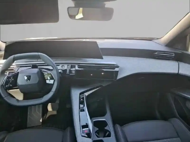 Peugeot 3008 electrique 210 ch 73 kwh — photo 8