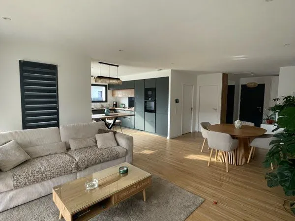 À vendre maison contemporaine
