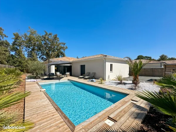 Villa familiale neuve avec piscine