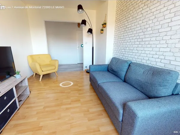 Chambre meublée en coloc