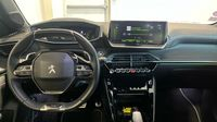 Peugeot 208 1.2 PureTech 130ch S&S GT EAT8 — photo 11
