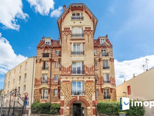 Appartement 3 pièces avec jardin et à faibles charges à 2 min de la Gare La Barre Ormesson