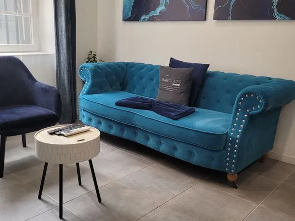 Charmant appartement T2 meublé avec cour privative - Île de Martigues