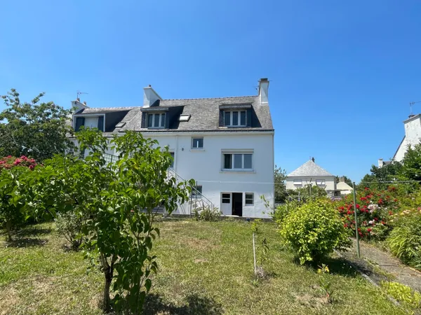 Maison des années 60 à vendre au Bono, havre de paix et de lumière