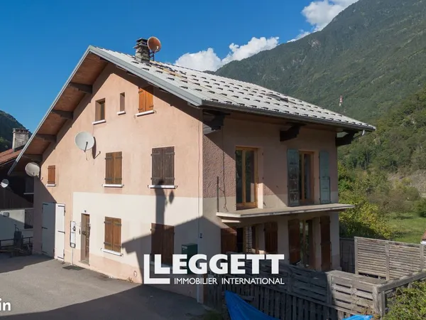 Maison 10 pièces 178 m²