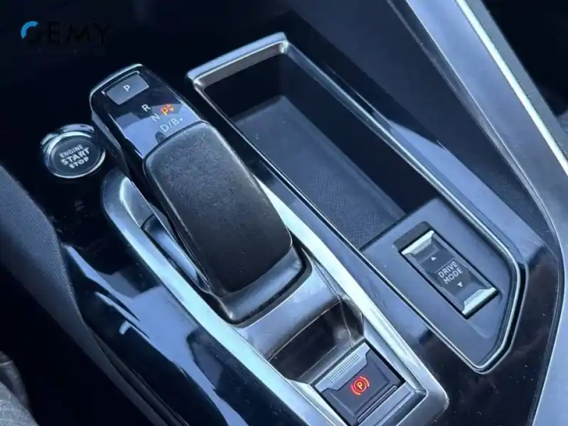 Peugeot 3008 hybrid 225 e-eat8 — photo 21
