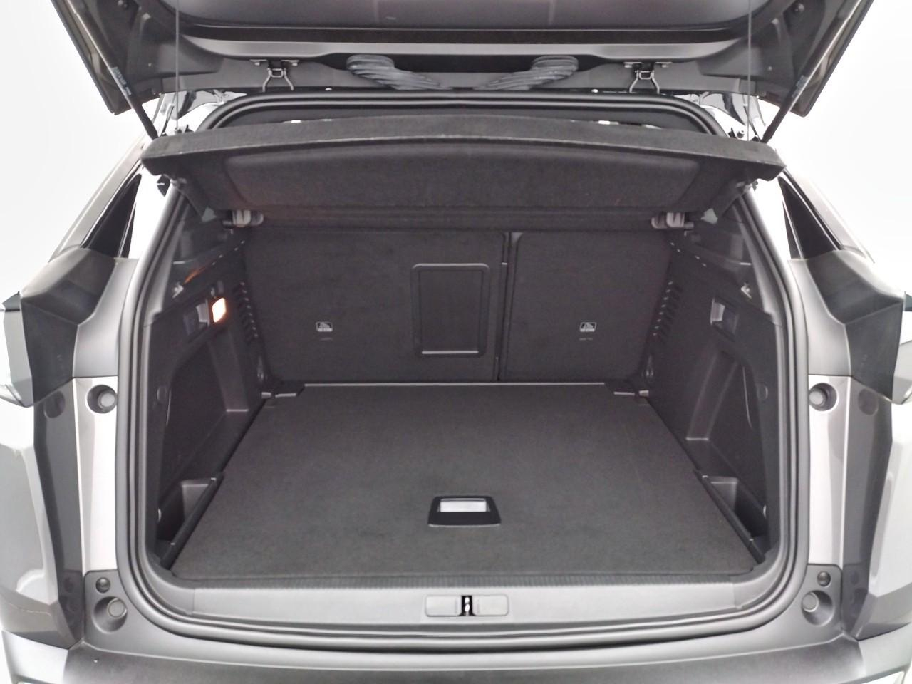 Peugeot 3008 puretech 130ch s&s eat8 gt — photo 14