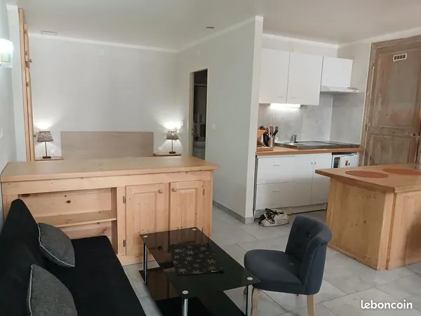 Studio 1 pièce 30 m²