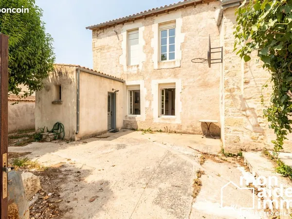 Maison 8 pièces 130 m²