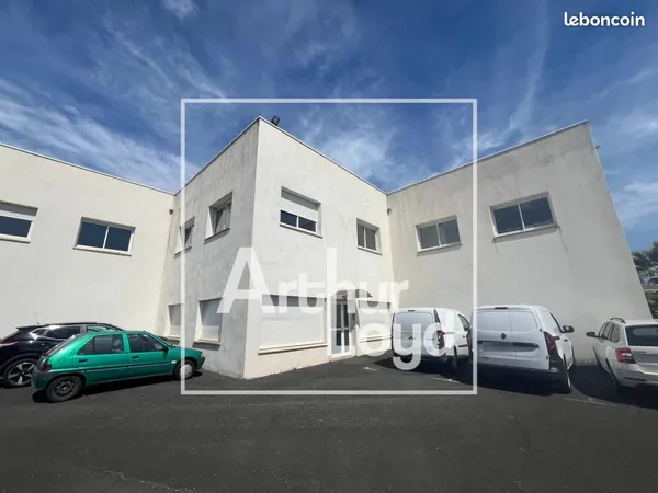 Bureaux 120 m²