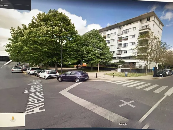 Parking 12 m²