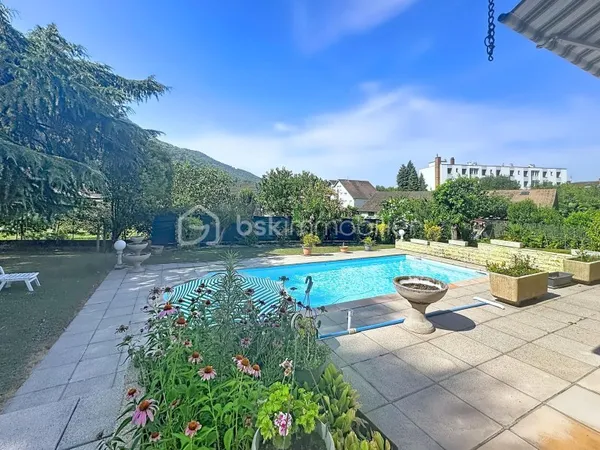 Maison 6 pièces 135 m²