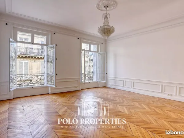 Appartement 6 pièces 180 m²