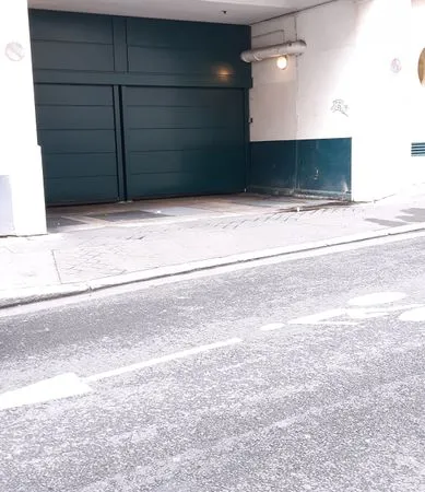 Location parking place MONGE