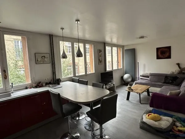 Vente Appartement 2 pièces 50,82 m2 Paris Gambetta