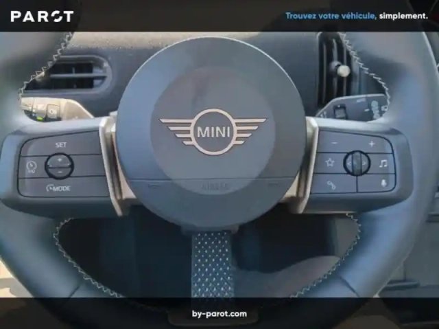 Mini Cooper c 156ch classic dkg7 — photo 21