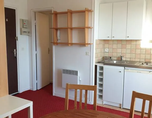 Studio 1 pièce 18 m²
