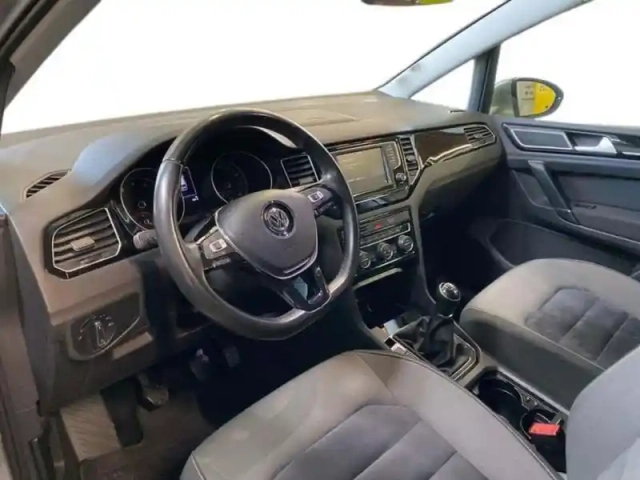 Volkswagen Golf Sportsvan 1.4 tsi 125 bmt série spéciale allstar — photo 19