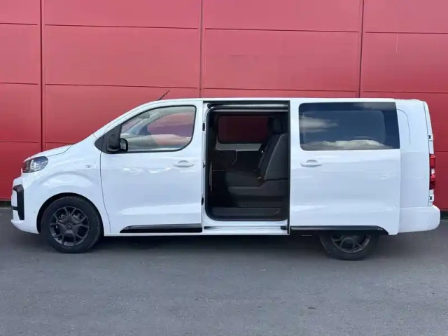 Citroën Jumpy cab approfondie taille xl 2.2 diesel 150 s&amp;s bvm6 — photo 55