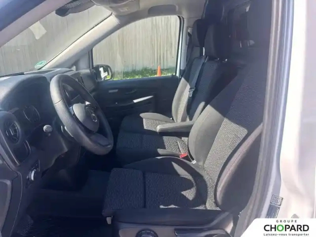 Mercedes Vito fourgon 116 cdi extra long bva rwd — photo 8