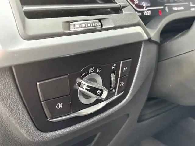 Bmw X3 sdrive18d 150ch bva8 — photo 69