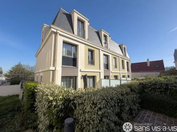 Triplex 5 pièces 106 m²