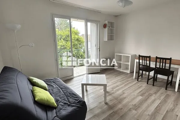 Studio 1 pièce 21 m²