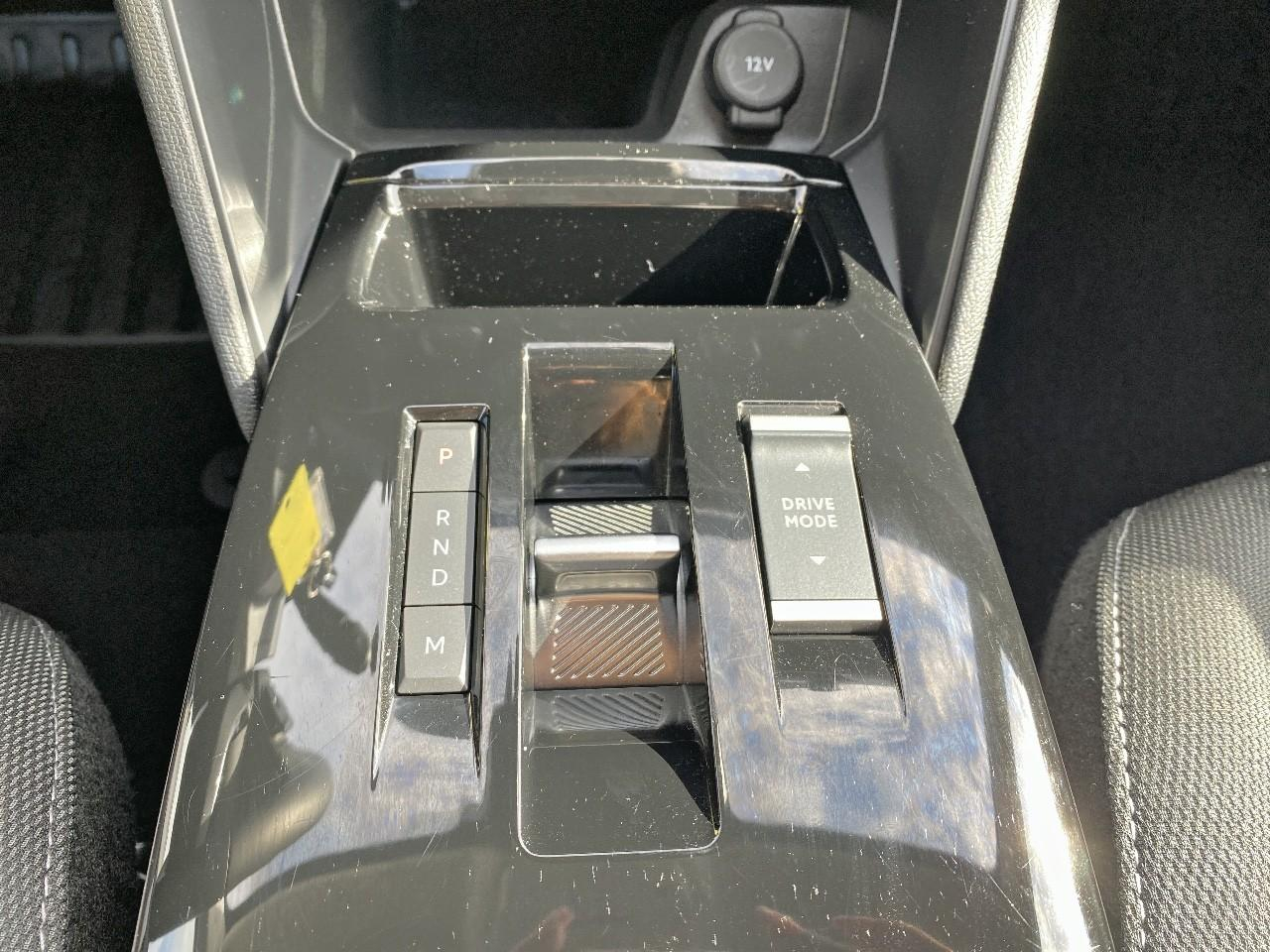 Citroën C4 1.2 hybride 145ch plus e-dcs6 — photo 31