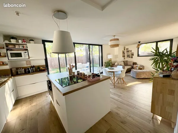 Maison d'architecte - 96 m² - Terrain 380 m²