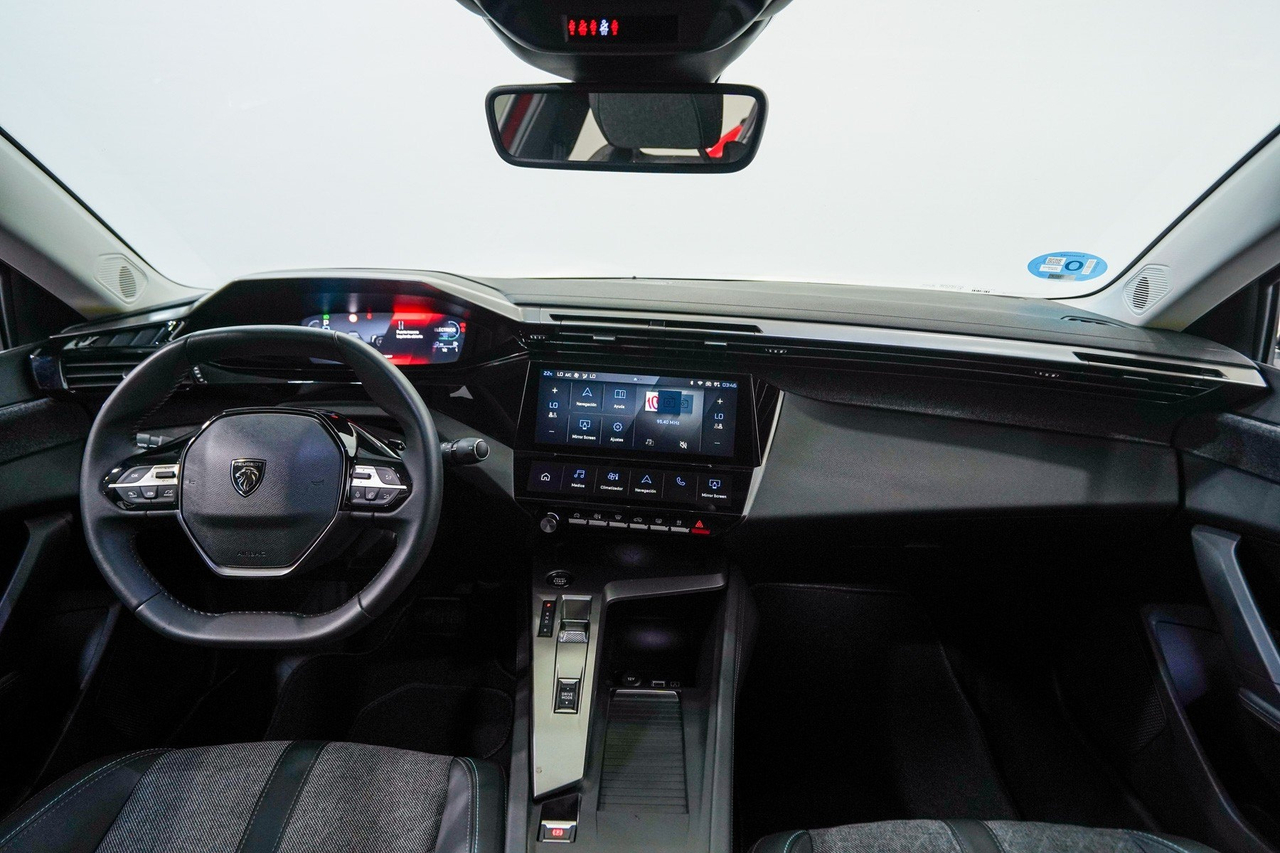 Peugeot 408 — photo 11