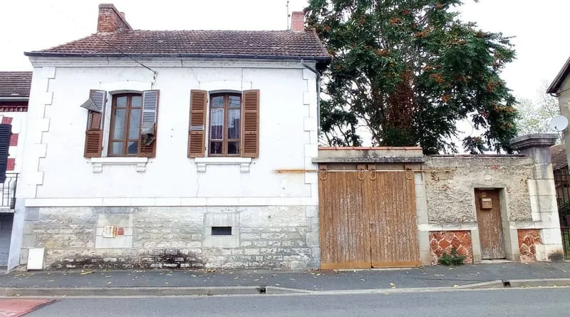 Photo 1