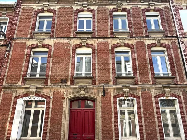 Immeuble de rapport 12 pièces 378 m²