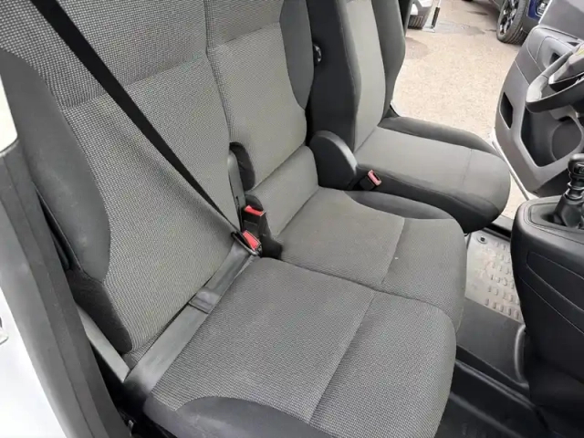 Peugeot Partner xl 950kg bluehdi 100ch s&amp;s — photo 11