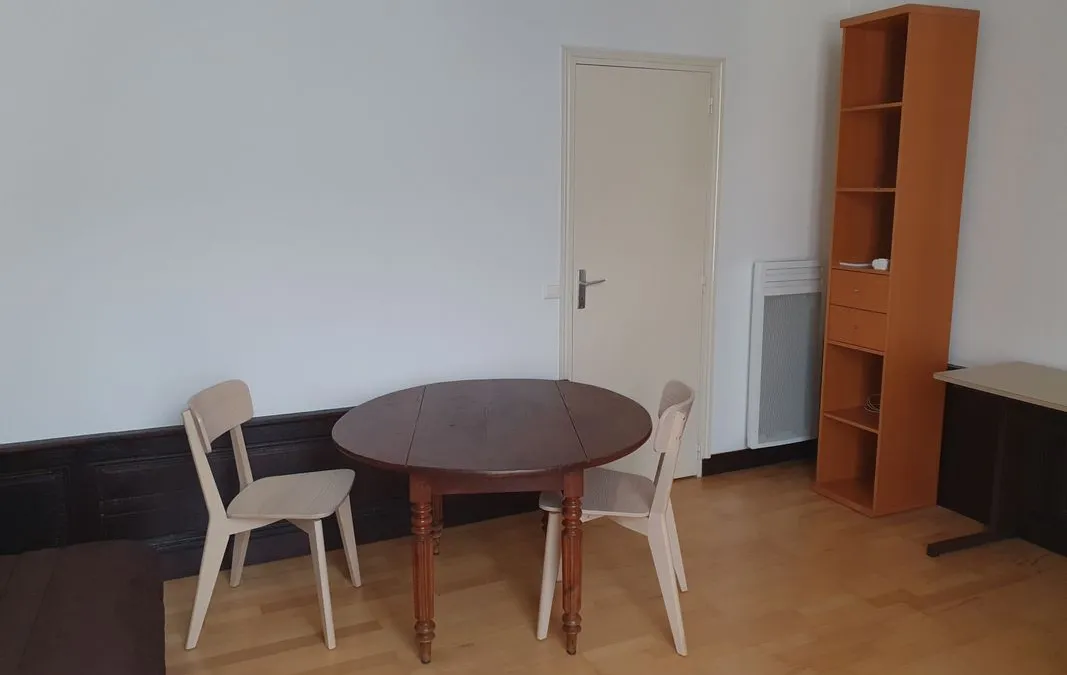 Photo 1