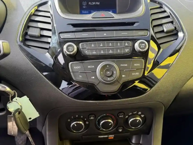 Ford Ka 1.2 86 ultimate — photo 20