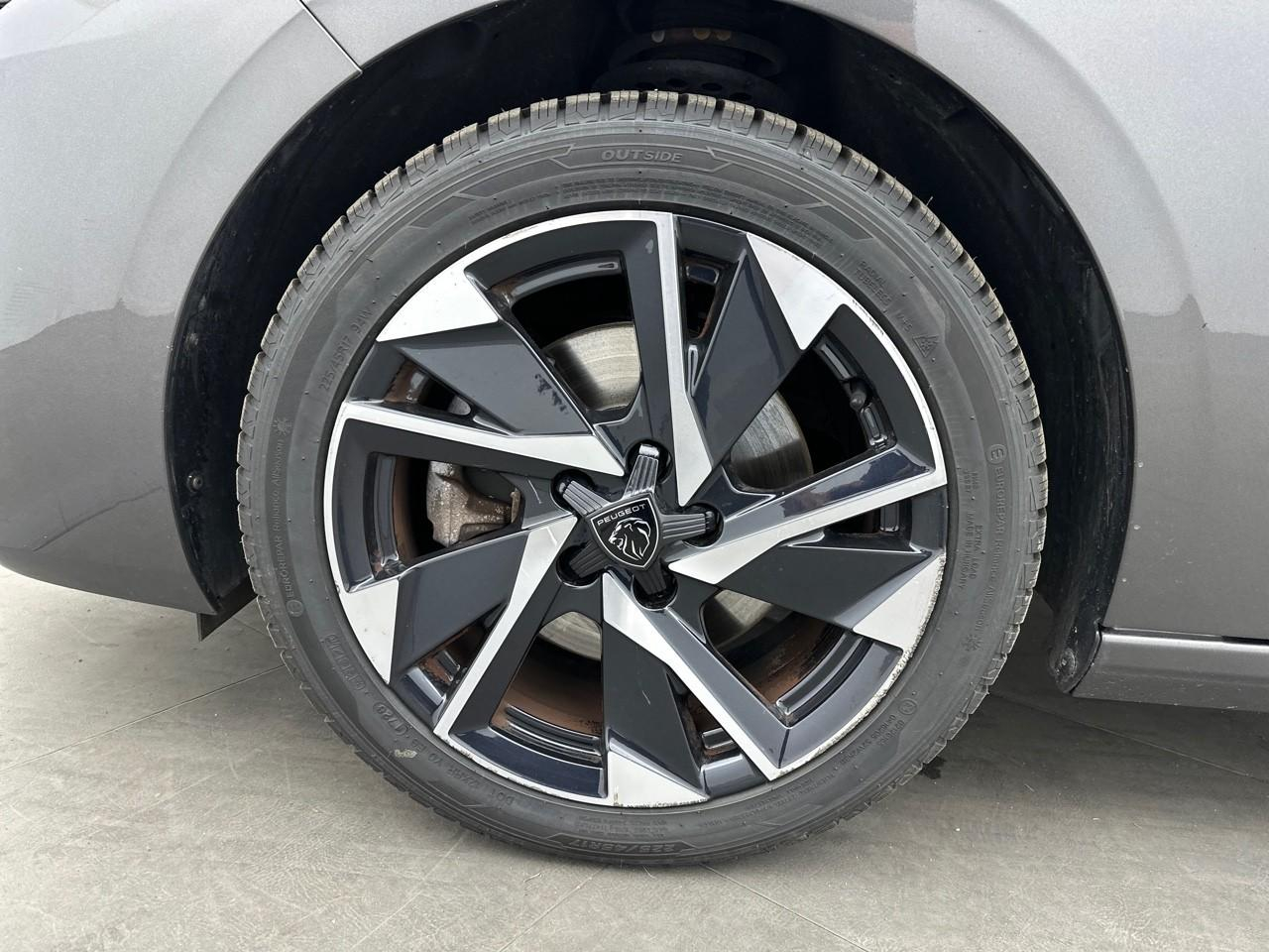 Peugeot 308 sw puretech 130ch s&s bvm6 allure pack — photo 14