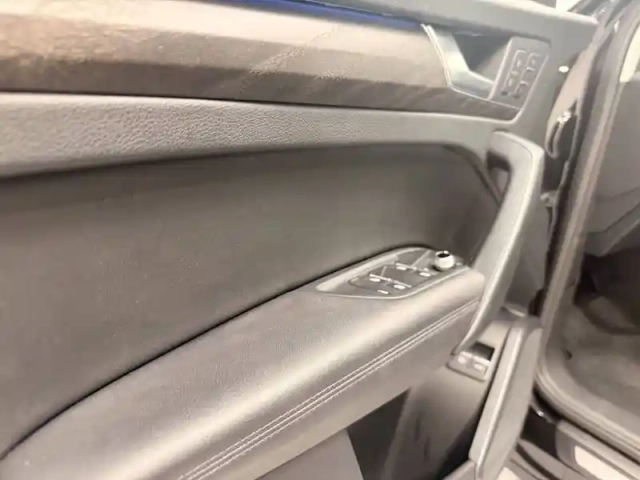 Audi Q5 50 tfsie 299 s tronic 7 quattro — photo 38