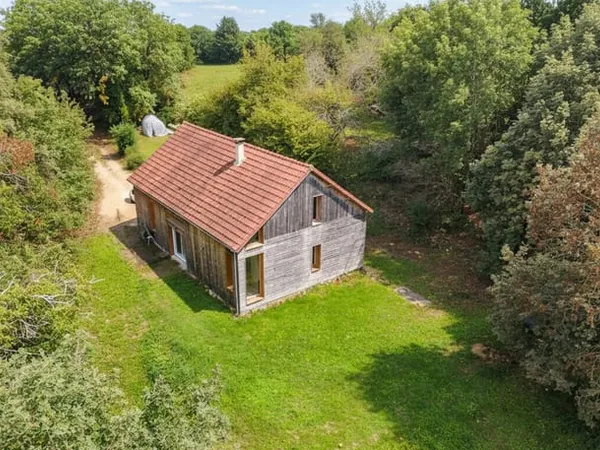 Maison lumineuse de 180m², grande mezzanine, vue dégagée et nature préservée - Orliac