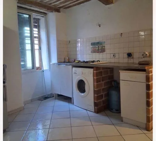 Appartement Location Le Muy 10p 30m² 400€