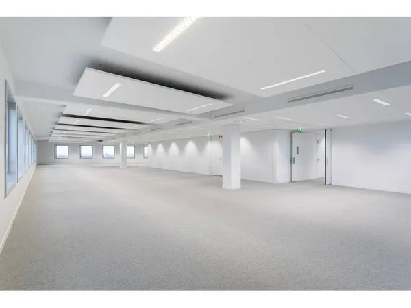 Bureaux 5940 m²