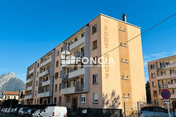 Appartement 4 pièces 63 m²