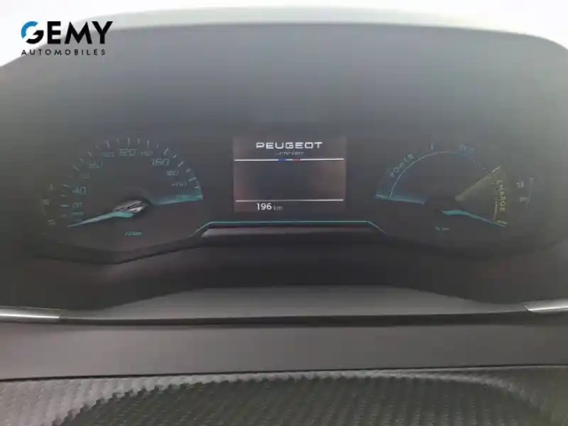 Peugeot 2008 hybrid 110 e-dcs6 — photo 90