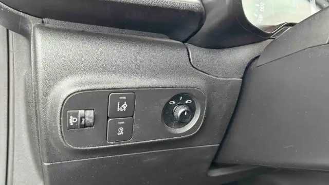 Citroën C3 puretech 82 s&amp;s bvm5 — photo 24